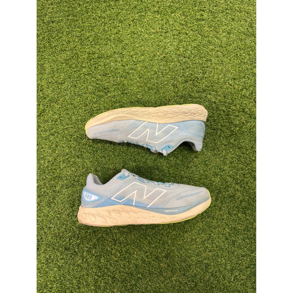 New‎ Balance Fresh Foam 680 v8 Light Blue Running Shoes W680LT8 Womens 11